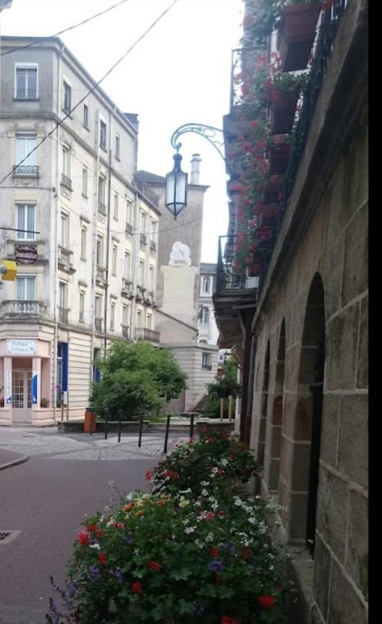 Hôtel Restaurant d'Alsace Plombières-les-Bains Exterior foto